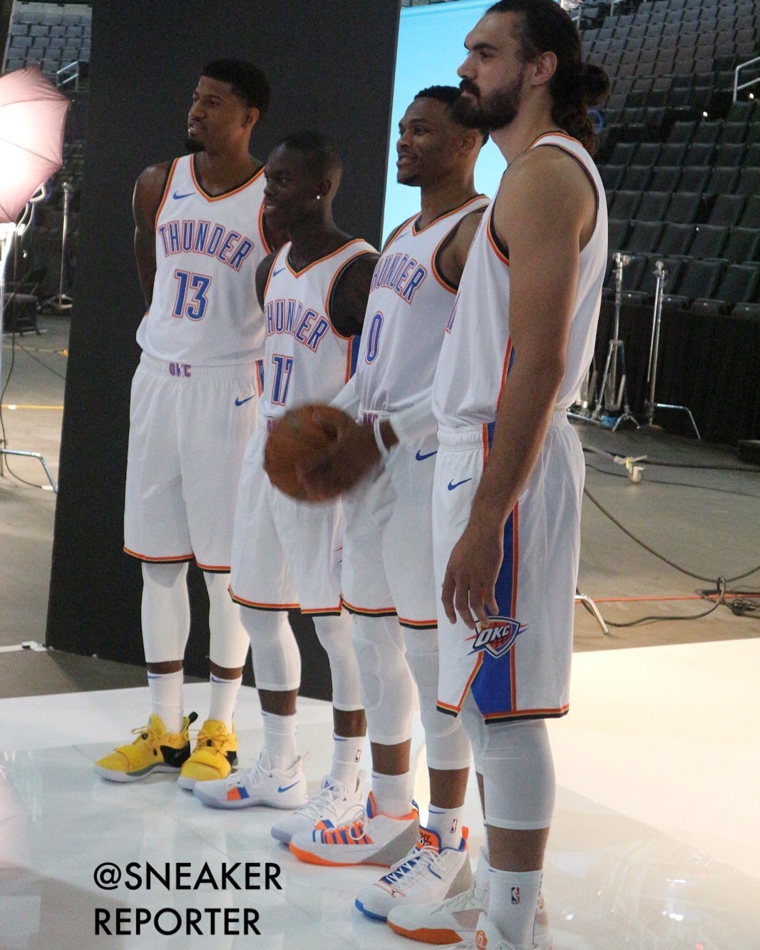 全场让对手 全场让对手