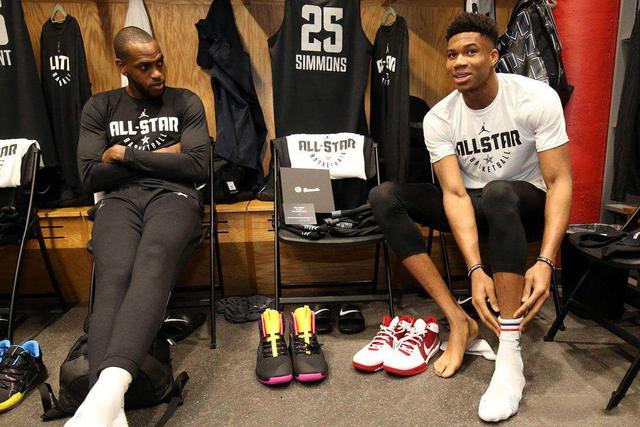 有两人出战 有两人出战